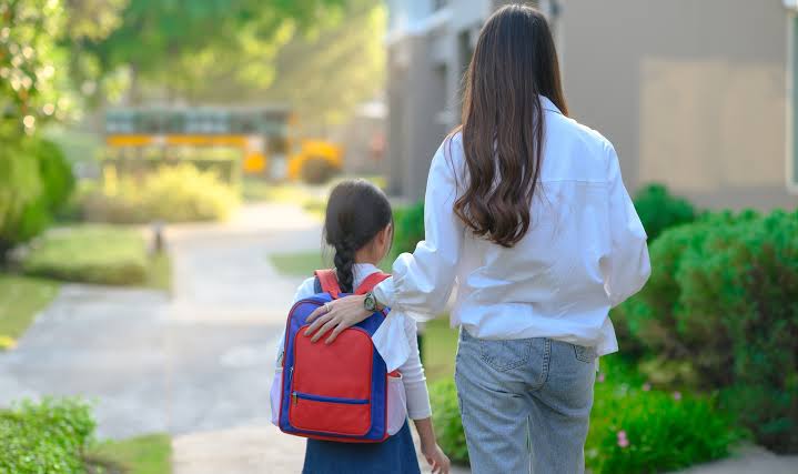 What Happens If My Ex Has Already Applied for a New School Ryde?